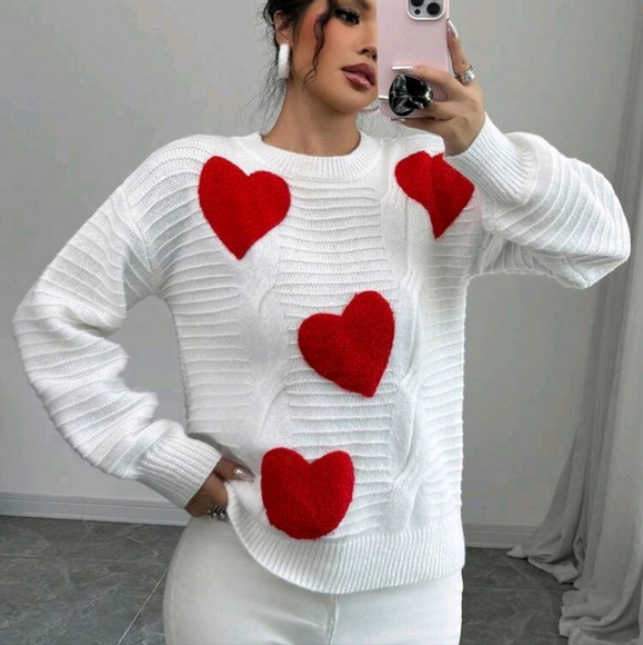 Casual Colorblock Heart Design Pullover Sweater For Autumn/Winter - Picture 3 of 4